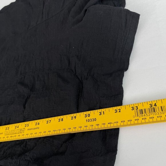 V-Neck Front Pockets Sleeveless Romper Wooden Buttons Crinkled Texture Black M - Picture 8 of 10